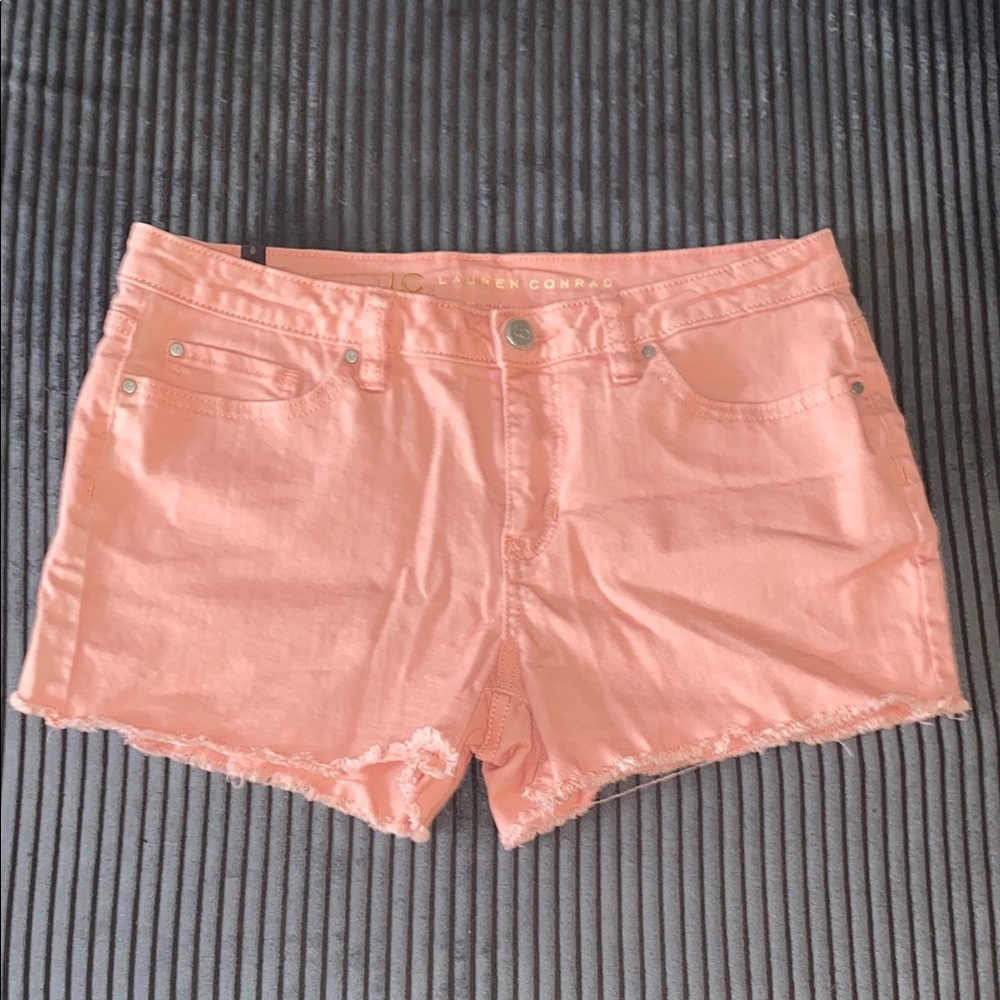 Lauren Conrad Women's Shorts (Size 8)